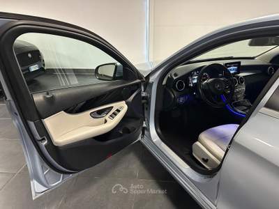 Mercedes-Benz Classe C C180D SPORT BERLINA 116CV AUTOMATICO usata Anzio