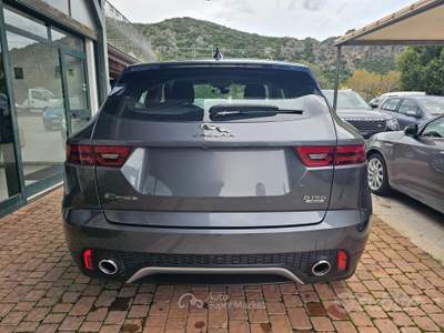 Jaguar E-Pace AWD aut. R-Dynamic S usata SINISCOLA