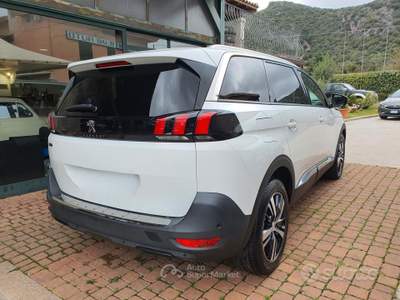 Peugeot 5008 S&S Allure EAT8 usata SINISCOLA