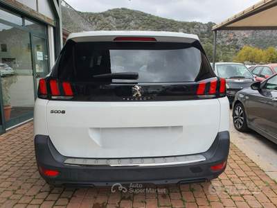 Peugeot 5008 S&S Allure EAT8 usata SINISCOLA