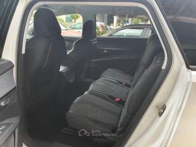 Peugeot 5008 S&S Allure EAT8 usata SINISCOLA