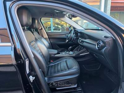 Alfa Romeo Stelvio AT8 Q4 T usata SINISCOLA