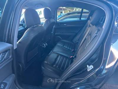 Alfa Romeo Stelvio AT8 Q4 T usata SINISCOLA