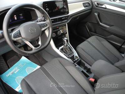 Volkswagen T-Roc SCR 150cv DSG Life - 51 usata Mantova