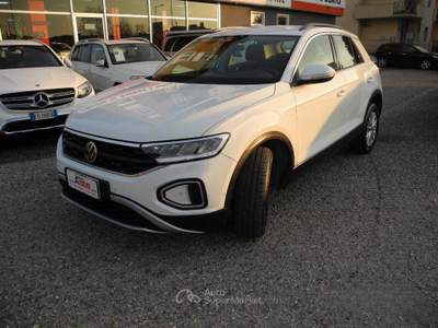Volkswagen T-Roc SCR 150cv DSG Life - 51 usata Mantova
