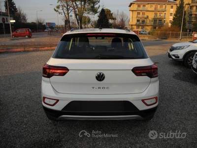 Volkswagen T-Roc SCR 150cv DSG Life - 51 usata Mantova