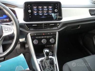 Volkswagen T-Roc SCR 150cv DSG Life - 51 usata Mantova
