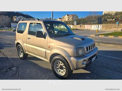 Suzuki Jimny Jimny 1.5 DDiS 4WD Beige usata ARIANO IRPINO