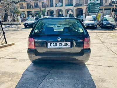 Volkswagen Passat Passat 1.9 TDI 130CV Var. Executive Nero usata Morano Calabro