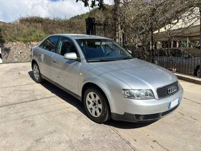 Audi A4 1.9 TDI/130 CV cat Argento usata Morano Calabro