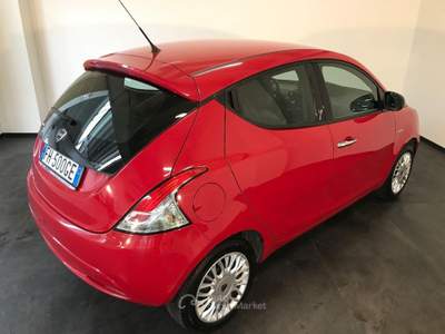 Lancia Ypsilon  1.2 69 CV 5p. GPL Ecochic Gold Rosso usata Casalserugo
