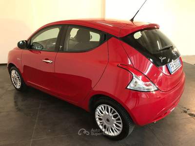 Lancia Ypsilon  1.2 69 CV 5p. GPL Ecochic Gold Rosso usata Casalserugo
