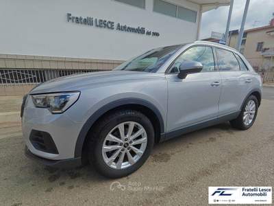 Audi Q3  35 2.0 tdi Business s-tronic Grigio usata Cassano allo Ionio