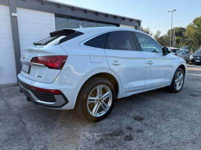 Audi Q5 Q5 SPORTBACK 40 TDI 2.0 MHEV 12V quattro S tronic S line Bianco usata Mesagne