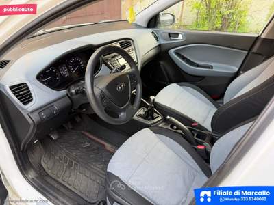 Hyundai i20 i20 1.2 5p. Econext Classic Bianco usata Marcallo con Casone