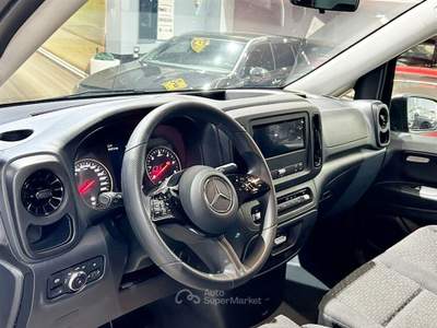 Mercedes-Benz Vito Vito Tourer XL doppie porte Nero usata Palermo
