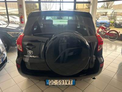 Toyota RAV4 Rav4 III RAV4 2.2 d-4d Sol 136cv Grigio usata Caravaggio