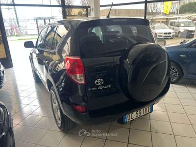Toyota RAV4 Rav4 III RAV4 2.2 d-4d Sol 136cv Grigio usata Caravaggio