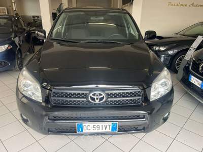 Toyota RAV4 Rav4 III RAV4 2.2 d-4d Sol 136cv Grigio usata Caravaggio