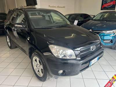 Toyota RAV4 Rav4 III RAV4 2.2 d-4d Sol 136cv Grigio usata Caravaggio