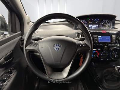Lancia Ypsilon 1.0 firefly hybrid Silver Plus s&amp;s 70cv Blu/Azzurro usata Roma