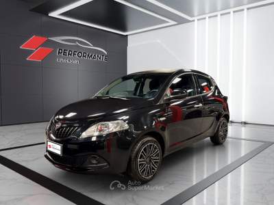 Lancia Ypsilon 1.0 firefly hybrid Silver Plus s&amp;s 70cv Blu/Azzurro usata Roma