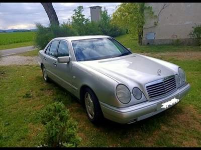 Mercedes-Benz Classe E Mercedes E 200 Advantgarde W210 Metano Benzina Argento usata Castel San Pietro Terme Mercedes-Benz Classe E Mercedes E 200 Advantgarde W210 Metano Benzina Argento usata Castel San Pietro Terme