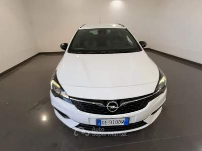 Opel Astra OPEL ASTRA 1.2 ST GS-LINE 110CV Astra 1.2 ST GS-Line 110CV Bianco usata Roma