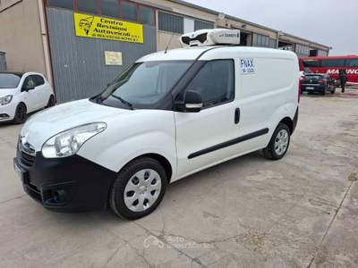 Opel Combo 1.6 CDTI CON FRIGO - 2017 Bianco usata ANDRIA