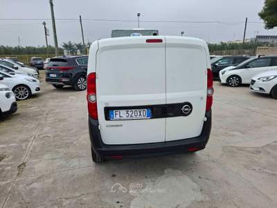 Opel Combo 1.6 CDTI CON FRIGO - 2017 Bianco usata ANDRIA