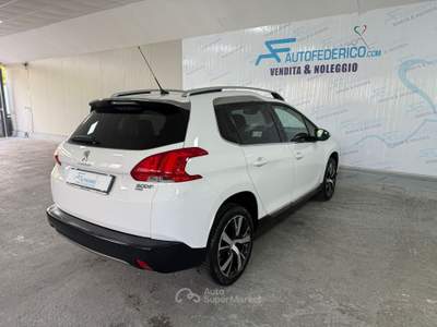 Peugeot 2008 Peugeot 2008 1.6 Hdi 92cv Bianco usata Pompei