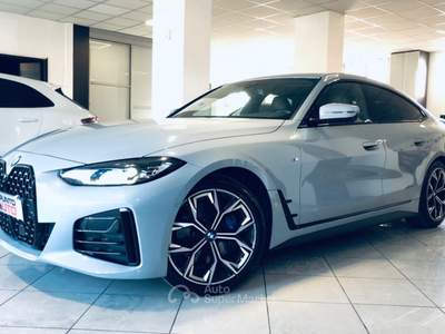 BMW Serie 5 520e 4er Gran Coupe 420i Msport coupè tetto pelle Nero usata Isernia