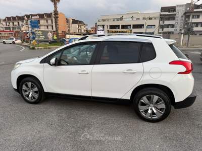 Peugeot 2008 ALLURE 1.6e-HDi 92CV S&S Bianco usata giugliano in campania