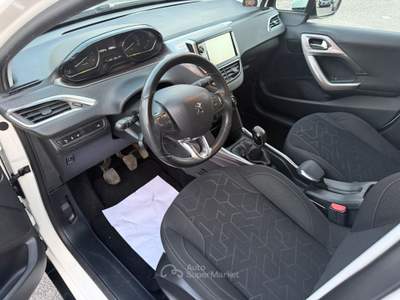 Peugeot 2008 ALLURE 1.6e-HDi 92CV S&S Bianco usata giugliano in campania