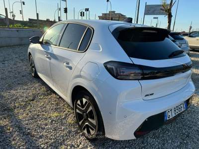Peugeot 208 5p - allure puretech 100 s&s Bianco usata Fisciano