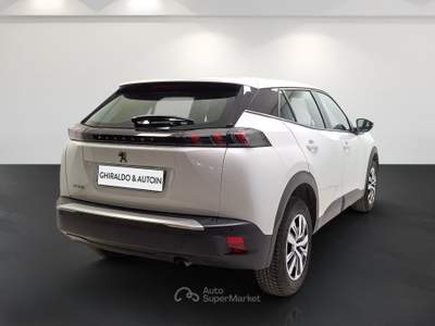 Peugeot 2008 II 2020 1.2 puretech Active Pack s&s 100cv Bianco usata Padova