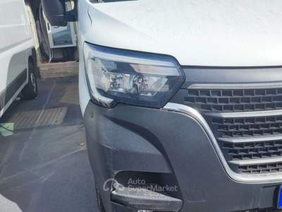 Renault Master t33 2.3 dci 135cv l2h2 ice Bianco usata Fisciano