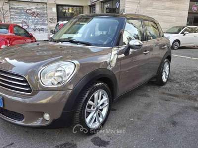 MINI 1.5 Cooper D Hype 5 Countryman Cooper D Countryman Marrone usata Roma