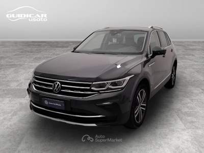 Volkswagen Tiguan 2.0 TDI SCR Elegance 4Motion DSG Grigio usata Lucca