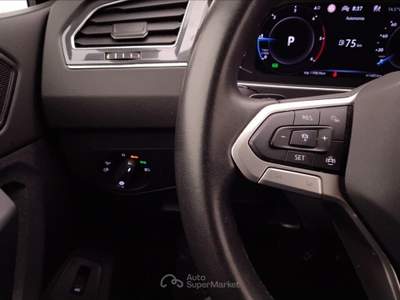 Volkswagen Tiguan 2.0 TDI SCR Elegance 4Motion DSG Grigio usata Lucca