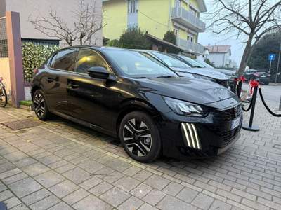 Peugeot 208 5p - allure puretech 100 s&s Nero usata Fisciano