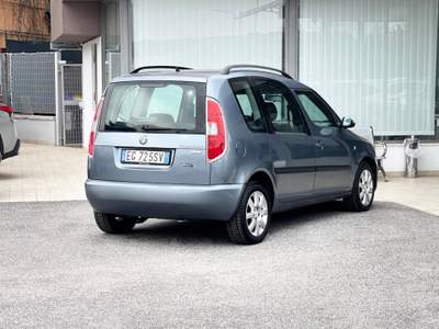 Skoda Roomster 1.2 Benzina 86CV E5 Neo. - 2011 Blu/Azzurro usata Roma