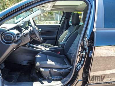 Jeep Avenger 1.2 Turbo MHEV Summit AUTOM. KM0 Nero usata Soriano nel Cimino