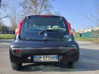Peugeot 107 neopatentati Nero usata Massa