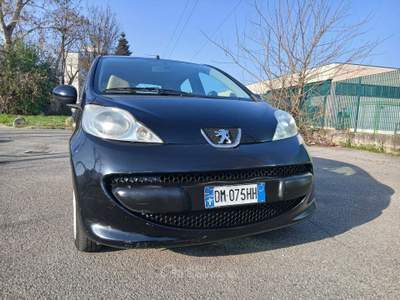 Peugeot 107 neopatentati Nero usata Massa