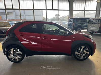 Toyota Aygo 1.0 VVT-i 72 CV 5 porte Lounge Air Rosso usata Imola