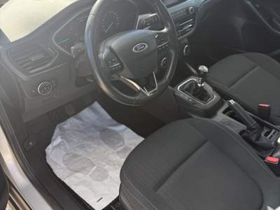 Ford Focus EcoBlue 95 CV SW Business Grigio usata manfredonia