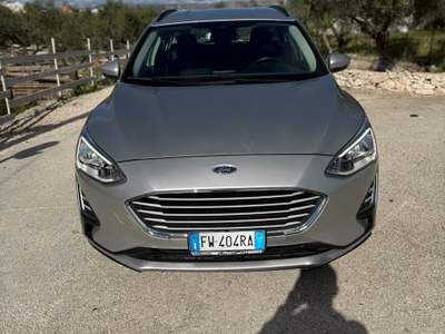 Ford Focus EcoBlue 95 CV SW Business Grigio usata manfredonia