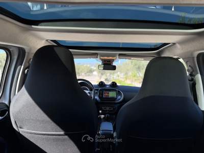 Smart ForFour Passion Bianco usata manfredonia