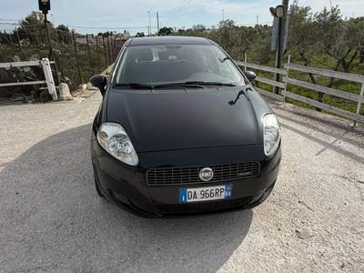 Fiat Grande Punto 75 CV 5 porte Dynamic PREZZO IN DESCRIZIONE Nero usata manfredonia